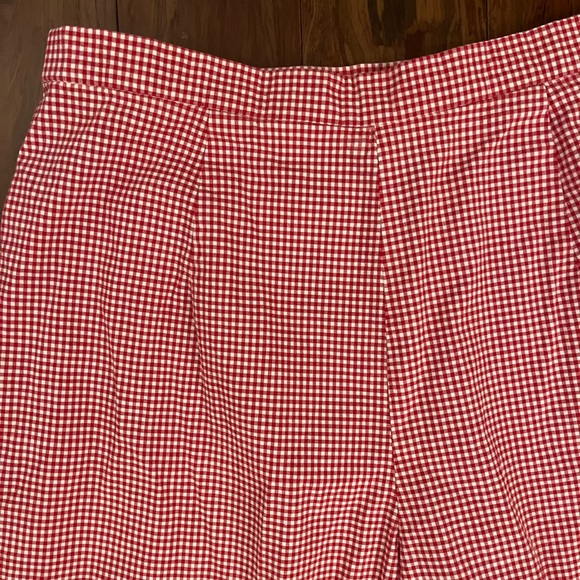 Briggs Capris - Picture 3 of 6